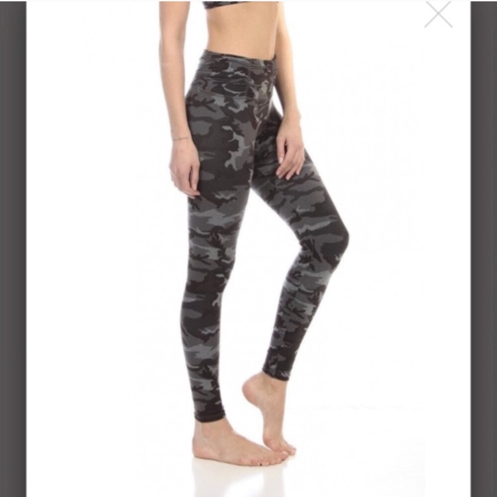 Strut Thus Hudson Ankle Tonal Camo Legging